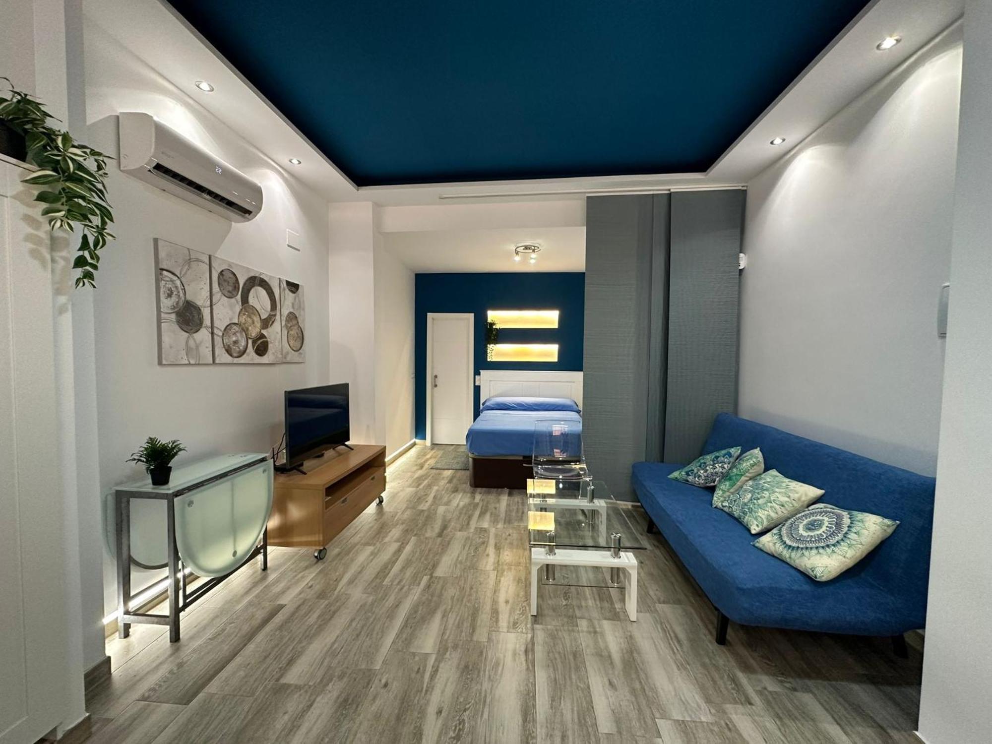 Апартаменты Loft Vialia Centro Малага Экстерьер фото